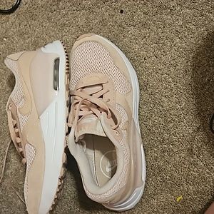 Nike Airs Pink size 9 in women's